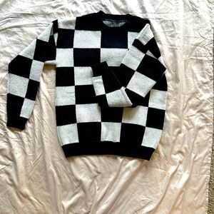 Black and white checkered Fashion Nova sweater new